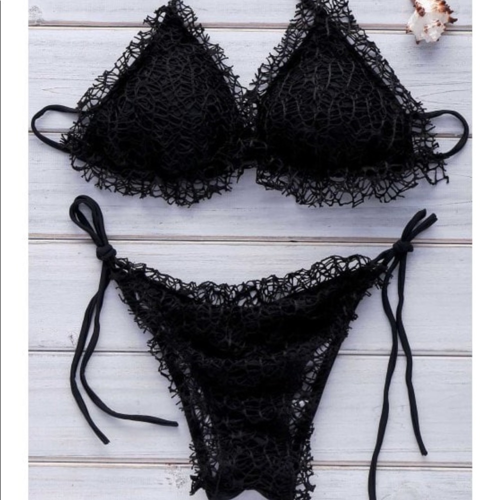 NWOT Lace Bikini Set